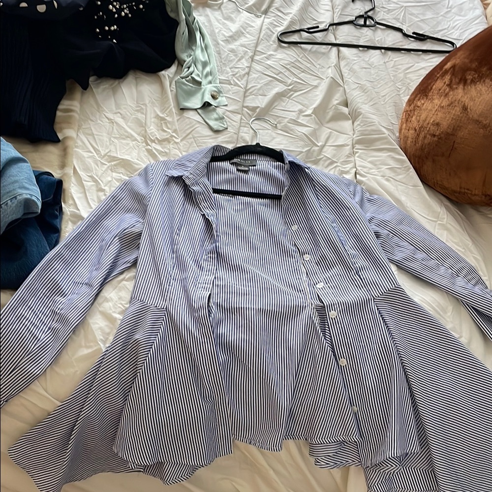 Chic Blue Striped Blouse